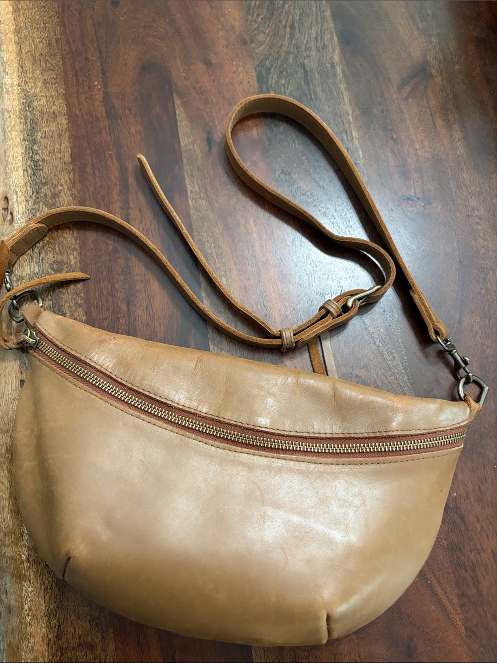 Able Berkeley Whiskey Leather Crossbody Belt Bag